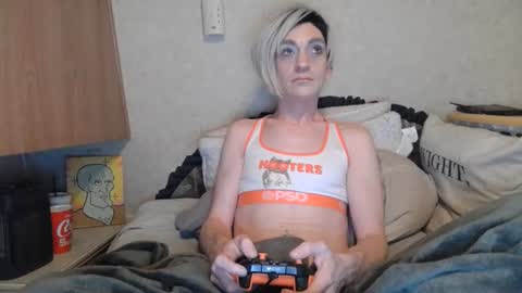 Alisha online show from 06-14-26, 03:58