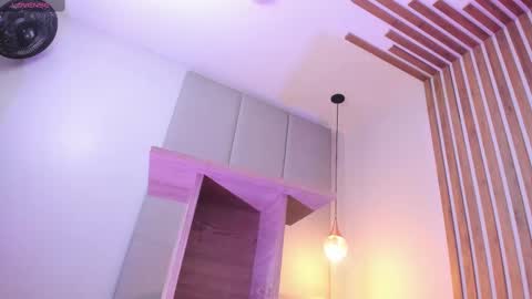           online show from 03-03-25, 03:53