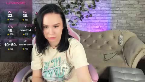 Snapshot of alisia_mars chatting on 12-16-24, 05:43 Alisia online show from 12-16-24, 05:43