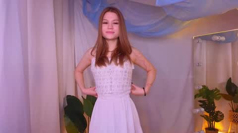 Alisia online show from 12-14-24, 07:07