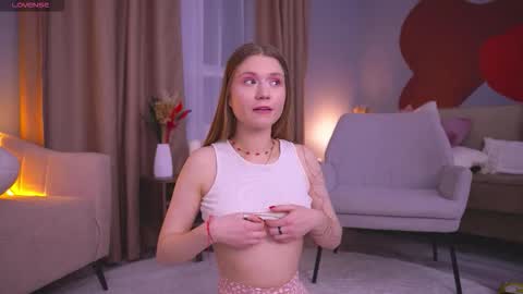 Snapshot of alisia_spinnet chatting on 01-17-26, 03:39 Alisia online show from 01-17-26, 03:39