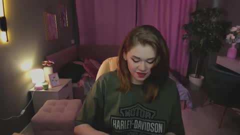 Snapshot of alison_doody chatting on 02-12-26, 04:51 Alison online show from 02-12-26, 04:51