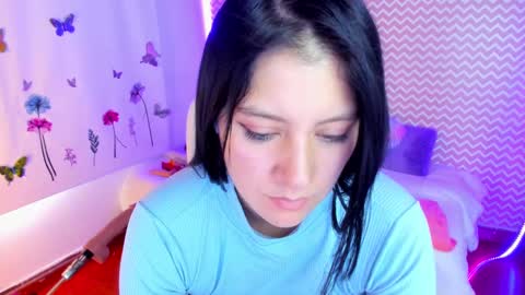 Snapshot of alison_fire12 chatting on 02-18-25, 04:26 online show from 02-18-25, 04:26