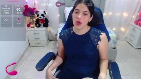 Snapshot of alison_girl22 chatting on 02-19-25, 08:52 Alison online show from 02-19-25, 08:52