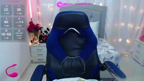 Snapshot of alison_girl22 chatting on 02-21-25, 12:38 Alison online show from 02-21-25, 12:38