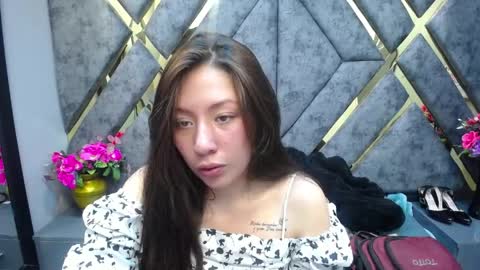 Alison Meiker online show from 04-22-26, 03:20