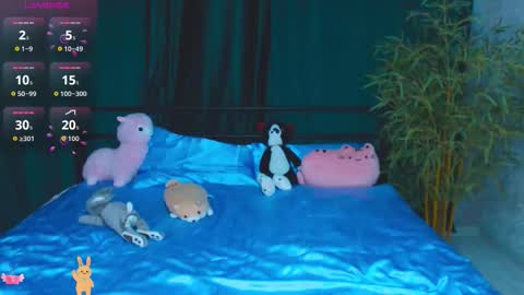 Snapshot of alison_moonlight chatting on 09-12-25, 10:21 Alison online show from 09-12-25, 10:21