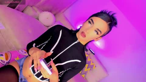 ALISSA online show from 06-15-26, 03:09