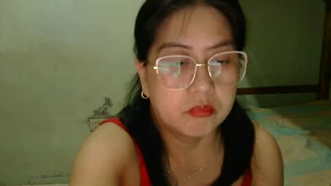 alissalove18 online show from 06-19-26, 01:43