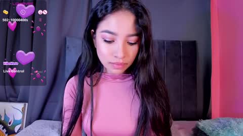 Snapshot of alissarose_ chatting on 01-08-25, 01:53 Mara Isabel online show from 01-08-25, 01:53