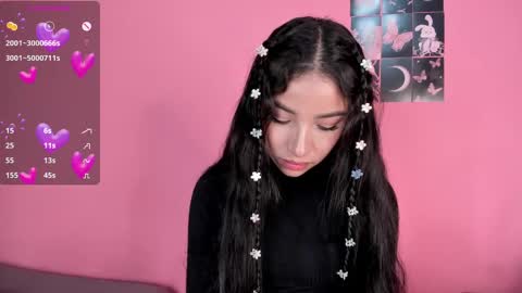 Snapshot of alissarose_ chatting on 02-25-25, 10:18 Mara Isabel online show from 02-25-25, 10:18