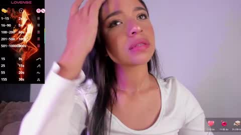 alissarose_1 online show from 04-17-26, 11:19