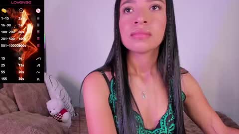 alissarose_1 online show from 04-27-26, 07:01