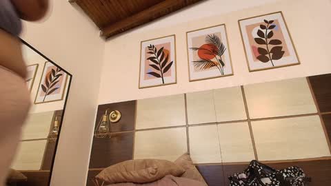 Alisson online show from 02-07-25, 05:51