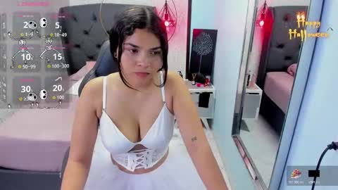 ALISSON online show from 10-31-25, 01:01