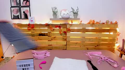Snapshot of alisson_boobs chatting on 02-23-25, 10:06 Alisson online show from 02-23-25, 10:06