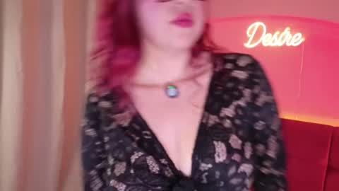 Snapshot of alisson_desire chatting on 11-26-25, 02:45 Alisson online show from 11-26-25, 02:45