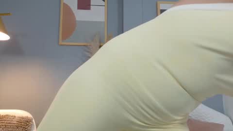 Alisson online show from 10-28-25, 07:49