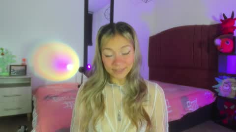 Alisson IG alisson zafiro27 online show from 12-15-24, 09:24