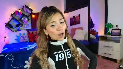 Alisson IG alisson zafiro27 online show from 03-09-25, 09:24