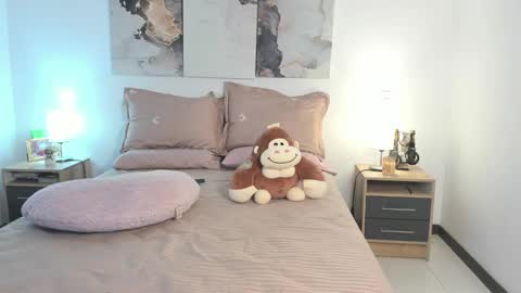 Goddess  online show from 02-15-25, 01:31