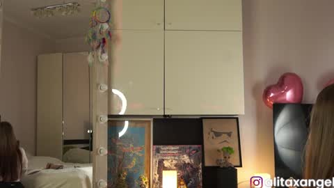 A L I T A online show from 04-21-26, 05:28