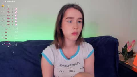 Alivia online show from 10-04-25, 09:18