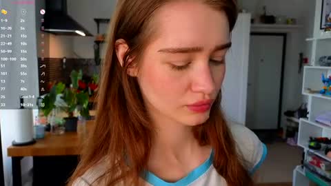 Alivia    online show from 06-19-26, 10:41