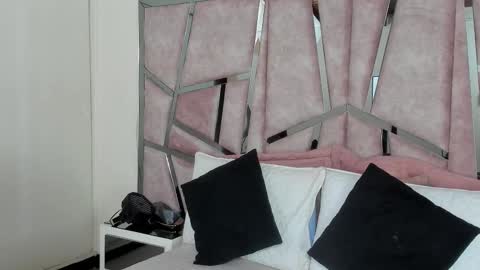 alix online show from 09-25-25, 09:29