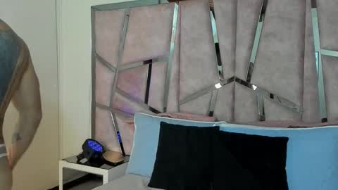 alix online show from 10-27-25, 08:57