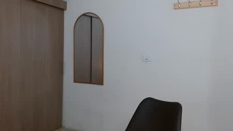 alix online show from 11-15-25, 03:08