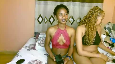 Snapshot of aliyah001 chatting on 10-09-25, 06:50 aliyah001 online show from 10-09-25, 06:50