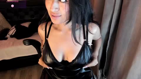 Alizee online show from 12-13-24, 05:38