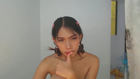 Snapshot of aljenloversweet chatting on 01-18-25, 06:45 aljenloversweet online show from 01-18-25, 06:45