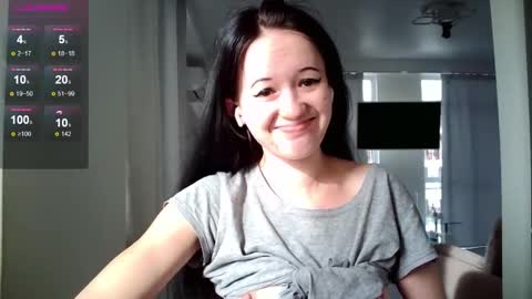 Snapshot of alkh_amare chatting on 11-20-25, 10:37 Amare online show from 11-20-25, 10:37