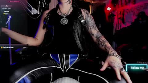   online show from 09-29-25, 02:55