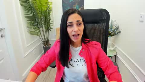 Snapshot of allayerty chatting on 10-05-25, 11:30 allayerty online show from 10-05-25, 11:30