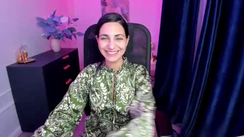 Snapshot of allayerty chatting on 10-10-25, 11:31 allayerty online show from 10-10-25, 11:31