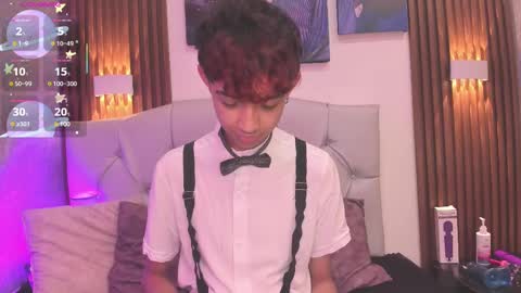 Snapshot of allen_starck chatting on 02-22-25, 03:14 Allen online show from 02-22-25, 03:14