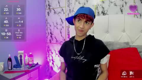 Snapshot of allen_starck chatting on 03-06-25, 04:52 Allen online show from 03-06-25, 04:52