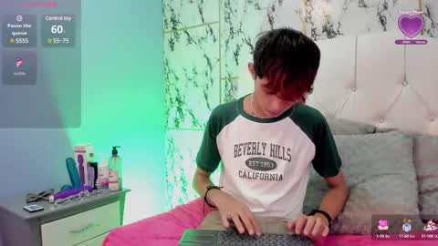 Snapshot of allen_starck chatting on 03-12-25, 04:51 Allen online show from 03-12-25, 04:51