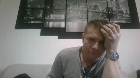 Snapshot of alles594462 chatting on 02-01-26, 08:24 alles594462 online show from 02-01-26, 08:24