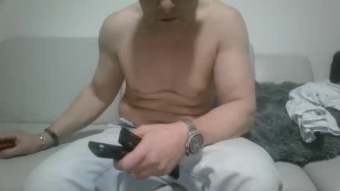 Snapshot of alles594462 chatting on 02-02-26, 12:53 alles594462 online show from 02-02-26, 12:53