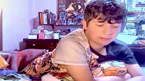 Snapshot of allex14141414xd chatting on 12-05-25, 05:49 allex14141414xd online show from 12-05-25, 05:49