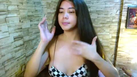 Snapshot of allfor_lavinia chatting on 04-29-26, 05:30 Lavinia online show from 04-29-26, 05:30