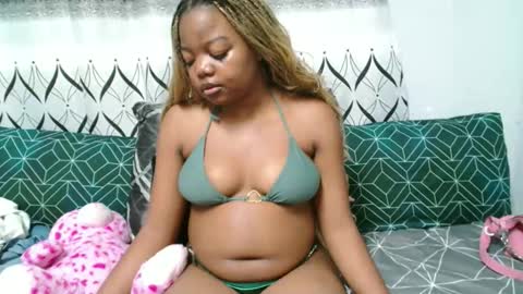 Snapshot of allibabexx chatting on 03-19-26, 07:18 allibabexx online show from 03-19-26, 07:18