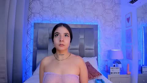 AlliceWinter online show from 10-21-25, 11:33