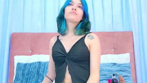 Allicia online show from 11-02-25, 07:05