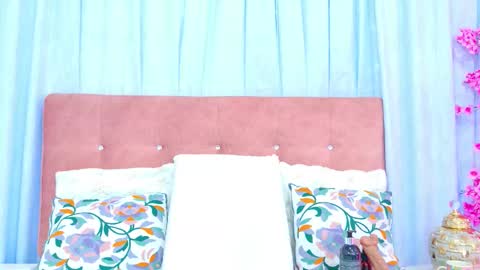 Allicia online show from 11-15-25, 07:10