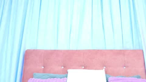 Allicia online show from 11-21-25, 07:23